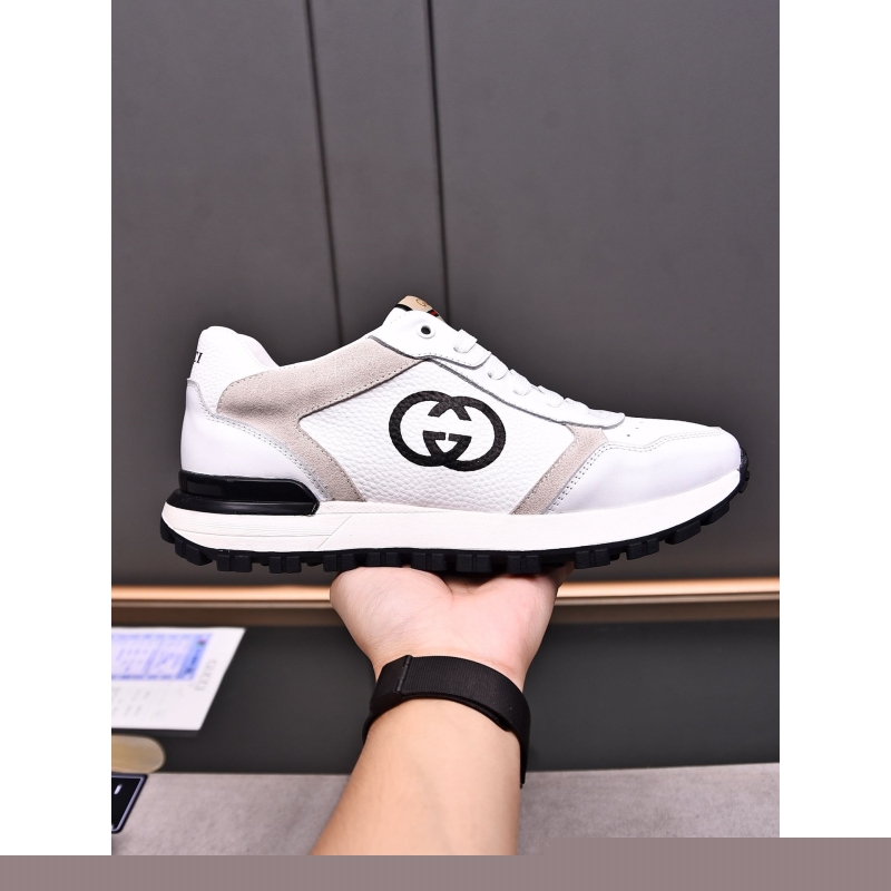 G*u*i casual shoes